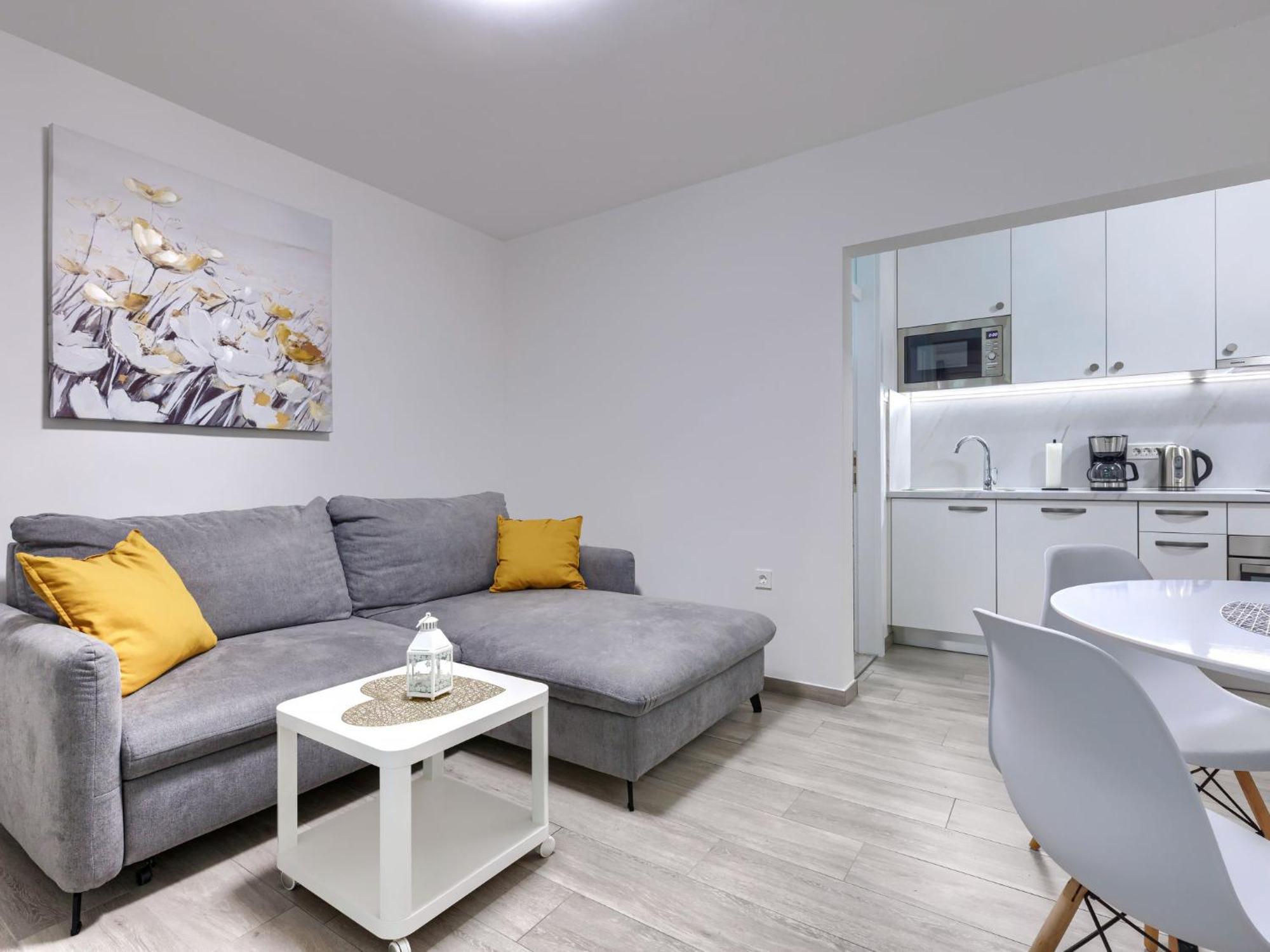 Nikola By Interhome Apartment Poreč