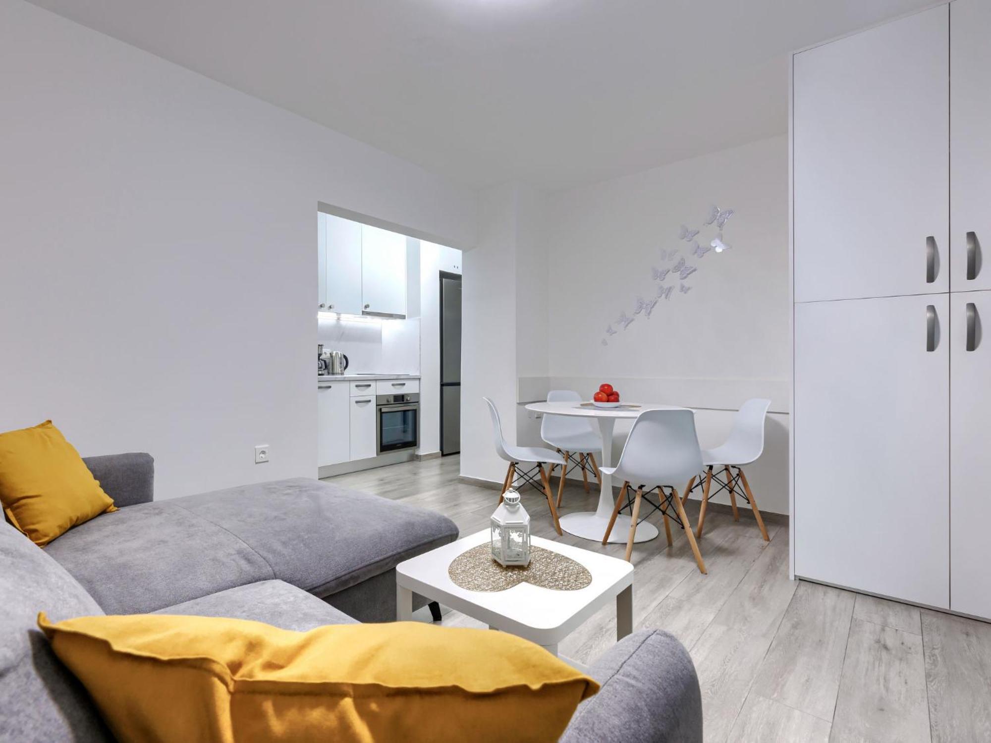 Apartment Nikola By Interhome Poreč