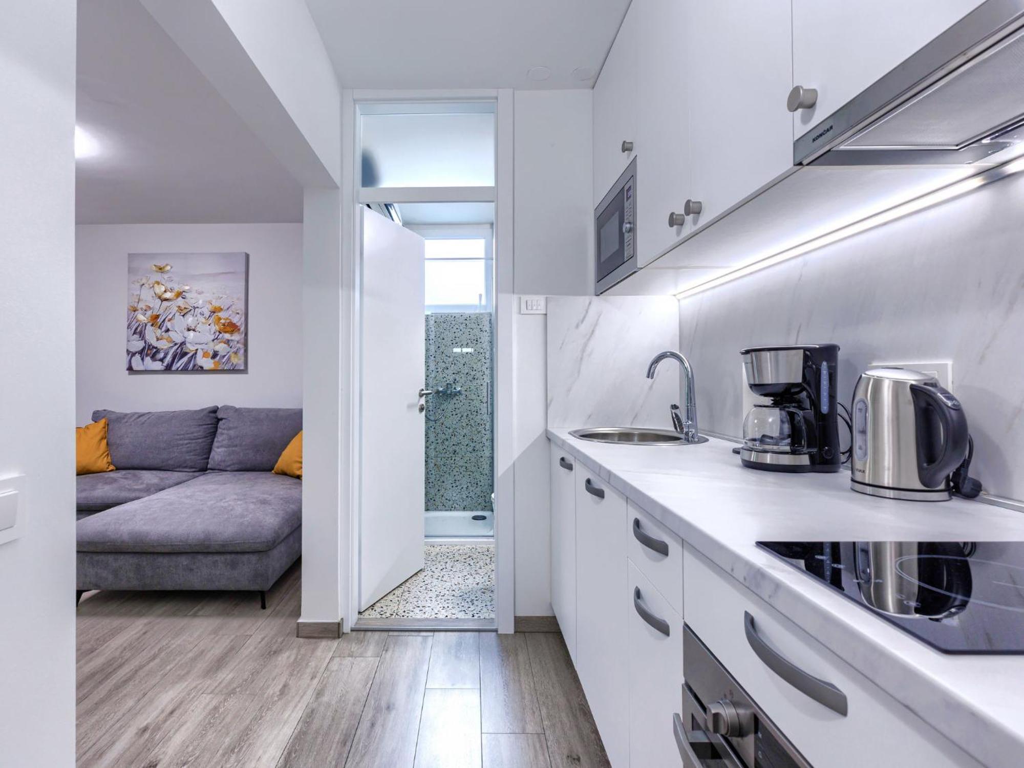 Apartment Nikola By Interhome Poreč